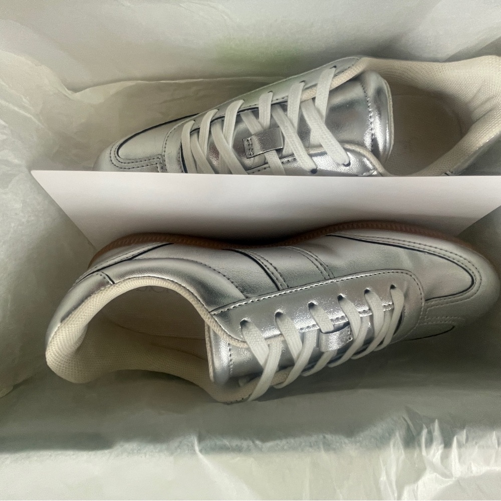J. Crew Silver and White Women's Sneakers NWT $168 - Picture 7 of 11